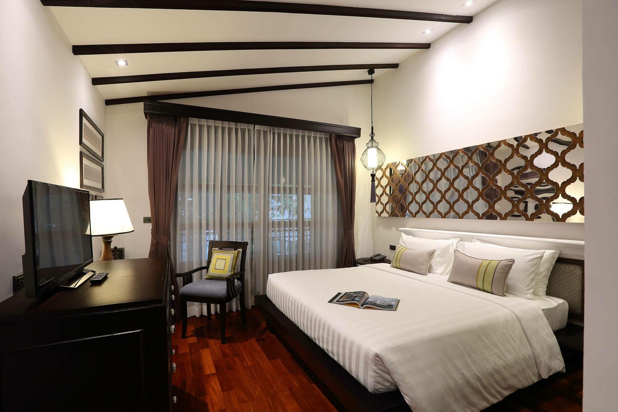 Na Nirand Romantic Boutique Resort Csiangmaj Kültér fotó